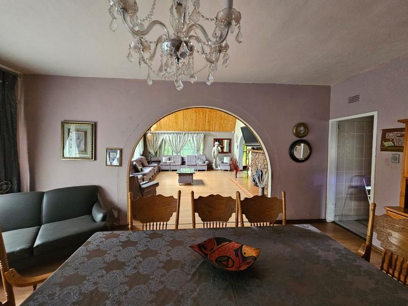 5 Bedroom Property for Sale in Wilkeville North West